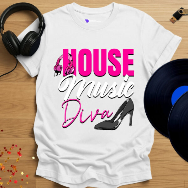 House Music Diva - Image 6
